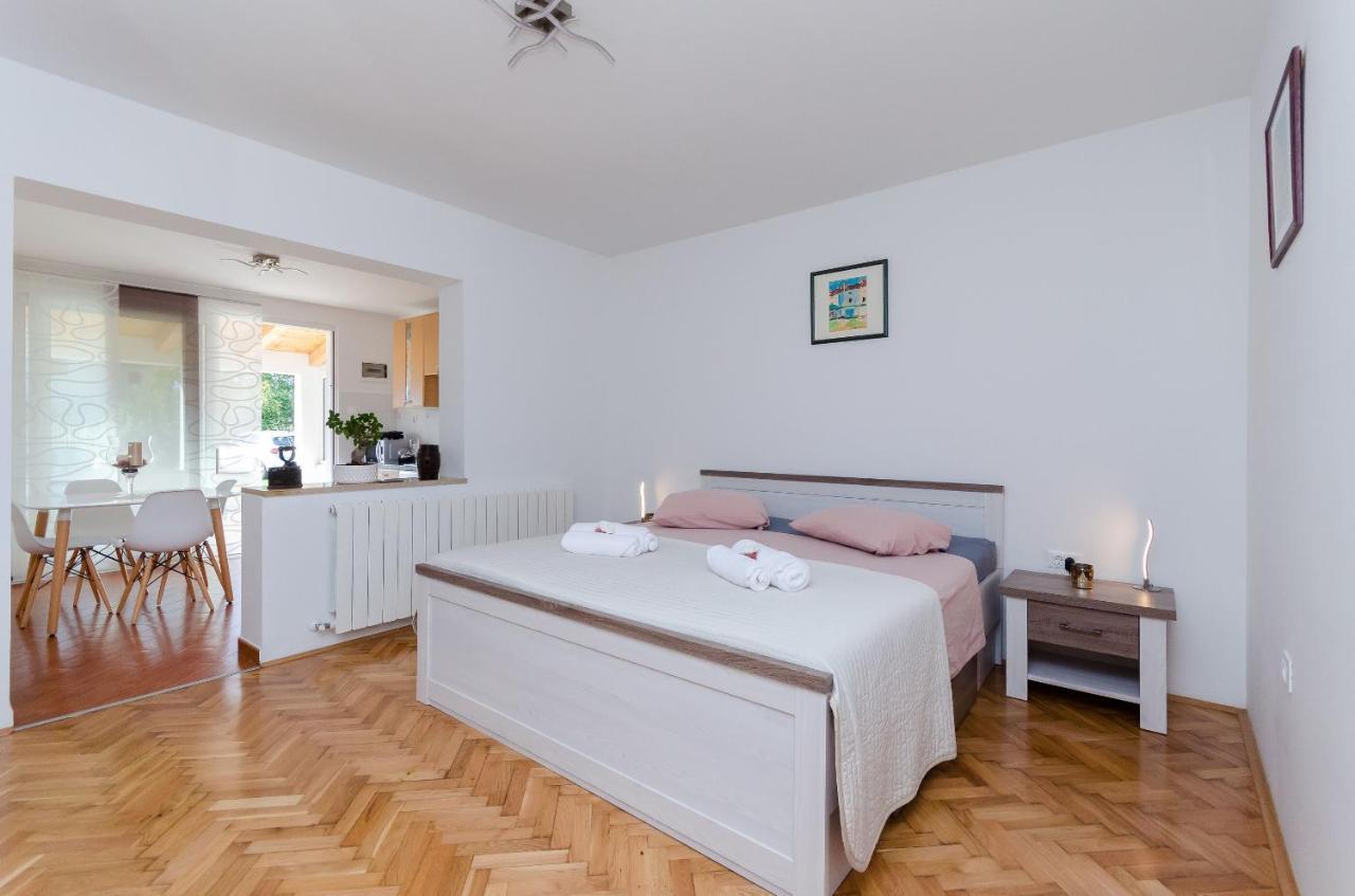 Apartment Zdenko Rovinj Exterior foto