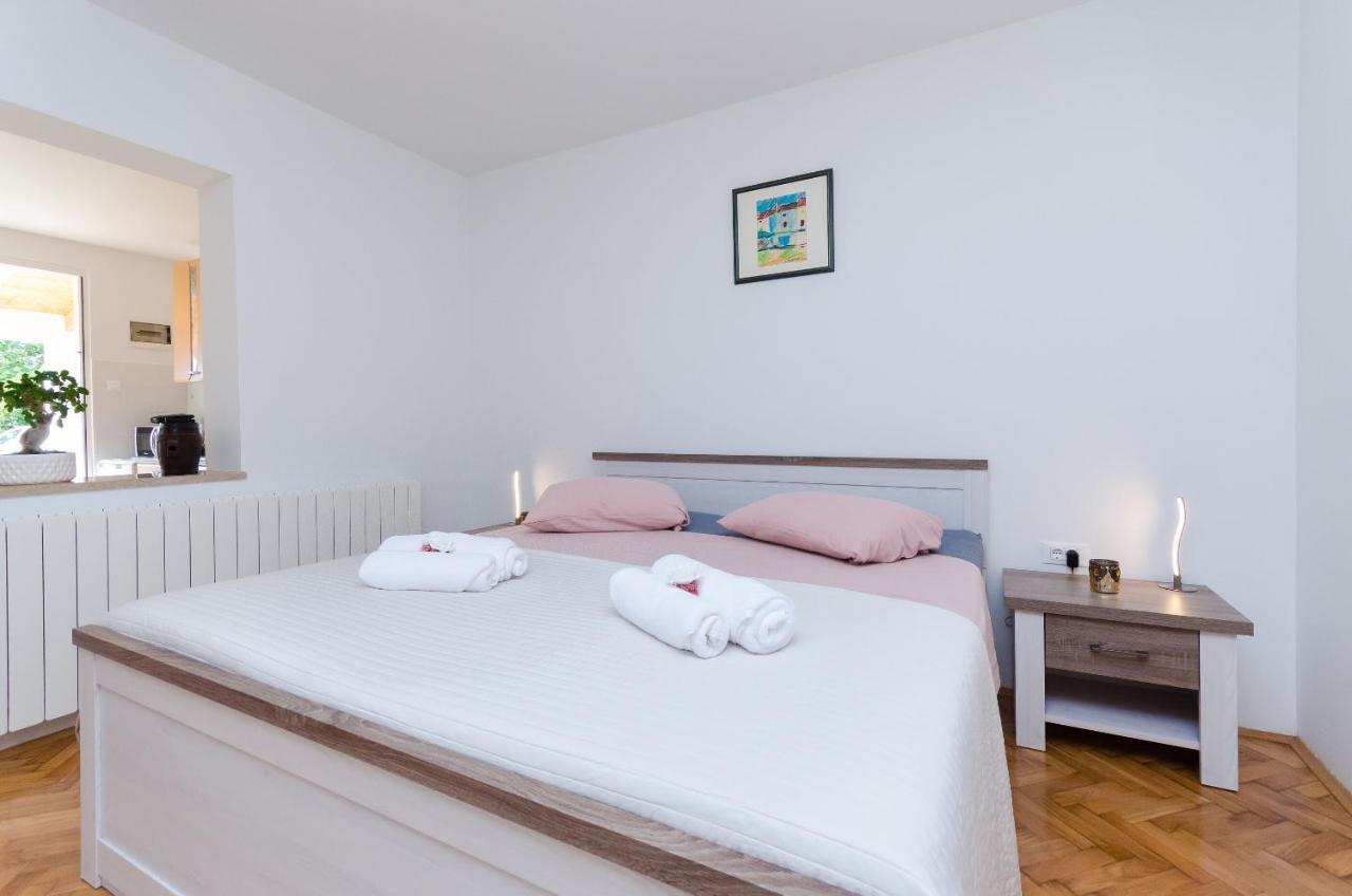 Apartment Zdenko Rovinj Exterior foto
